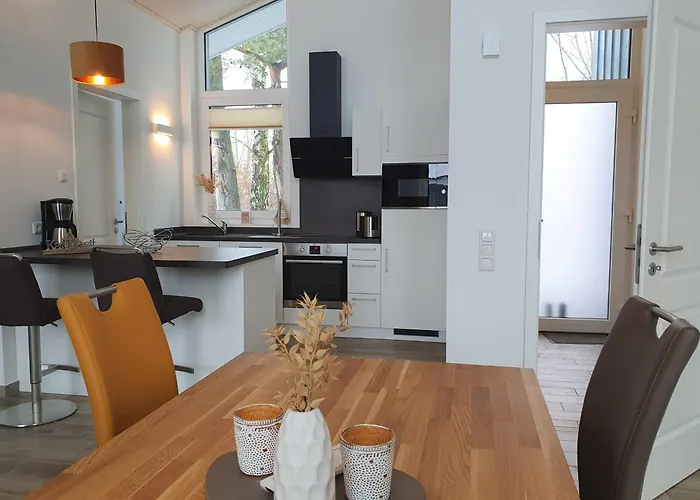 Seeschwalbe 332 * מירו